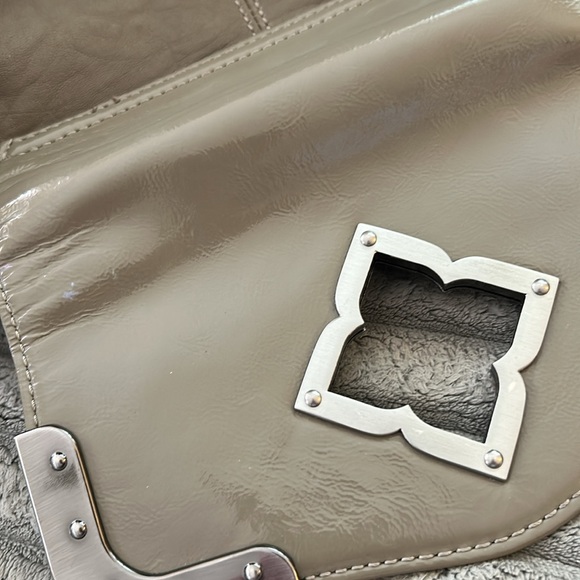 BCBGMaxAzria Gray Shoulder Bag Handbag Braided Handle Cool Turn-Lock Feature - Picture 16 of 17